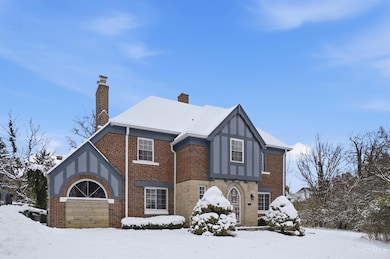 1110 Cheyenne Dr, Cincinnati, OH 45216 - photo 2