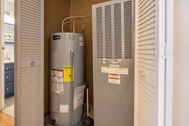 53 Rachael Cir, Goffstown, NH 03045 - photo 7