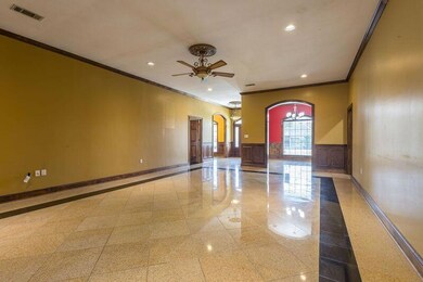 LIVING ROOM (2)