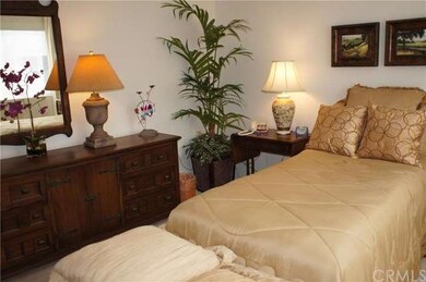 3437 Bahia Blanca W unit N, Laguna Woods, CA 92637 - photo 5