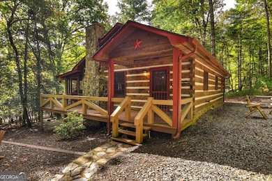 004_72_Honeysuckle_Way