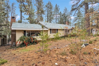 2046 Thrush Rd, Wrightwood, CA 92397 - photo 5