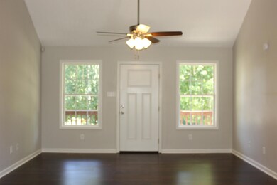 Living Room w/Cathedral Ceiling and New Ceiling Fan