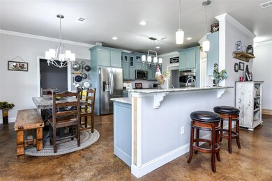 401 Sandlin Ln, Springtown, TX 76082 - photo 6