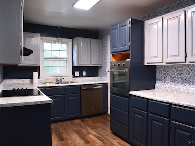 1007 Third St, Perry, GA 31069 - photo 4