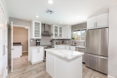 009_Kitchen