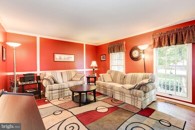 12608 Blue Mountain Ct, North Potomac, MD 20878 - photo 5