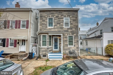 365 Prince St, Bordentown, NJ 08505 - photo 2