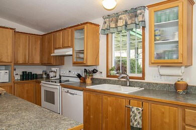 247 Hull Dr, Grants Pass, OR 97526 - photo 7