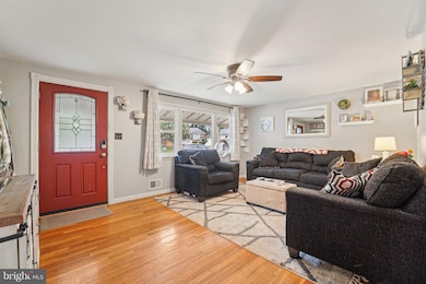 625 Newfield Rd, Glen Burnie, MD 21061 - photo 6