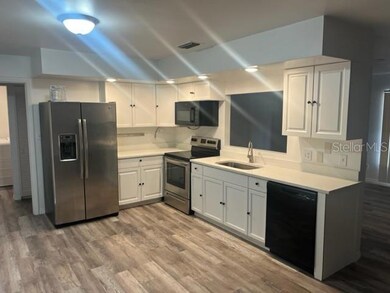 1037 Apollo Beach Blvd unit D, Apollo Beach, FL 33572 - photo 3