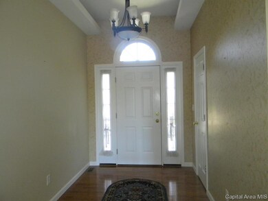 413 Delaney Dr, Jacksonville, IL 62650 - photo 3