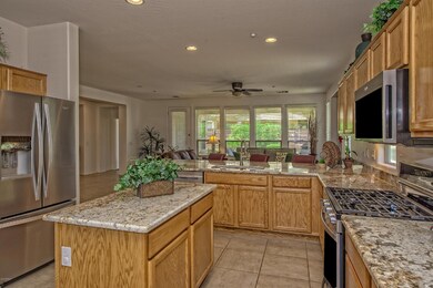 007_Kitchen View