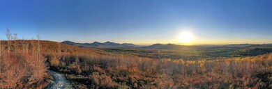 010 Ledgewood Dr unit 10, Bethlehem, NH 03574 - photo 2