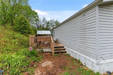 3 Buckner Rd, Leicester, NC 28748 - photo 2