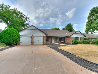 2521 NW 120th St, Oklahoma City, OK 73120 - photo 2