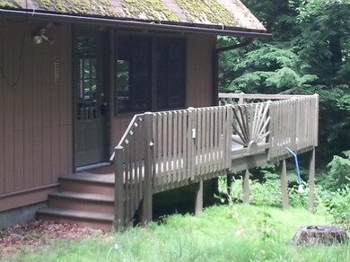 305 Valley Rd, Canadensis, PA 18325 - photo 2