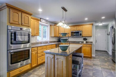 878 Wellington Way, Pembroke, NH 03275 - photo 5