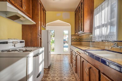 83516AF2-9F57-4343-A5EC-3227810C122F