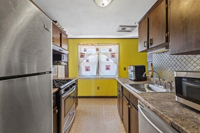 180 Southfield Dr, Brockton, MA 02302 - photo 7