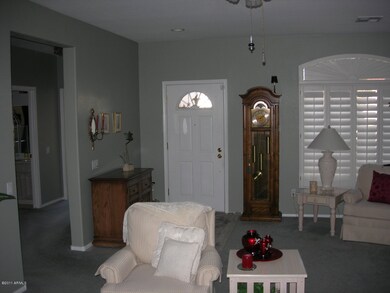 Living room to entry