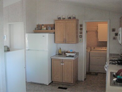 Kitchen/Laundry Room