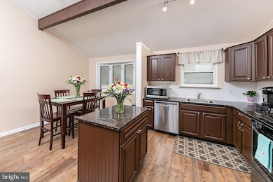 101 Manor Ct, Runnemede, NJ 08078 - photo 7