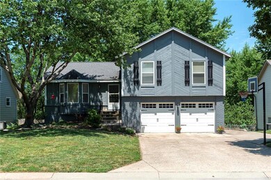 10228 W 49th Place, Shawnee, KS 66203 - photo 4