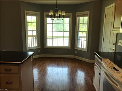 2879 Woodhaven Dr, Asheboro, NC 27205 - photo 4