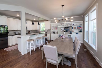 20490 SE Braelen Ln, Bend, OR 97702 - photo 7