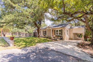 18614 Scenic Loop Rd, Helotes, TX 78023 - photo 2