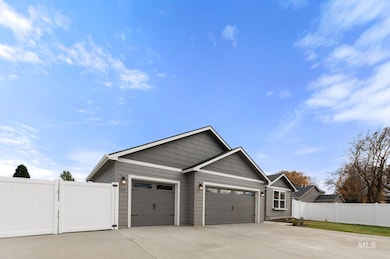 3215 Blackhawk Ct, Lewiston, ID 83501 - photo 2