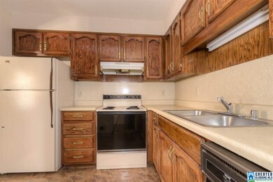 214/218 21st Ave, Center Point, AL 35215 - photo 6