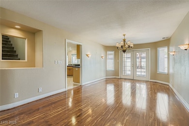 3718 Canary Palm Ct, Las Vegas, NV 89121 - photo 4