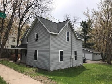 1202 13th Ave E, Menomonie, WI 54751 - photo 3