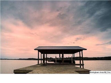 GREAT COVERED PIER WITH BOAT LIFT: TONS OF OPEN PA