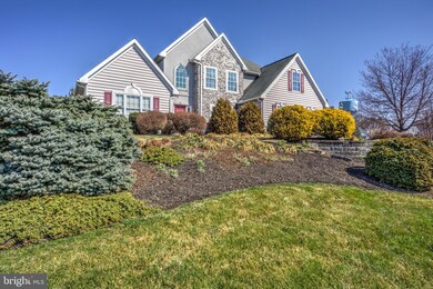 545 E Conestoga St, New Holland, PA 17557 - photo 2