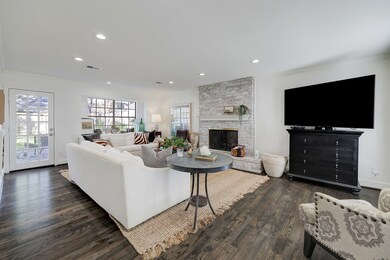 13630 Perthshire Rd, Houston, TX 77079 - photo 5