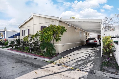 2851 S La Cadena Dr unit 26, Colton, CA 92324 - photo 4