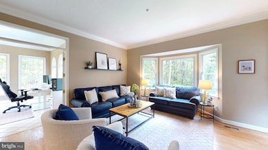 126 Lake Dr, Sterling, VA 20164 - photo 7