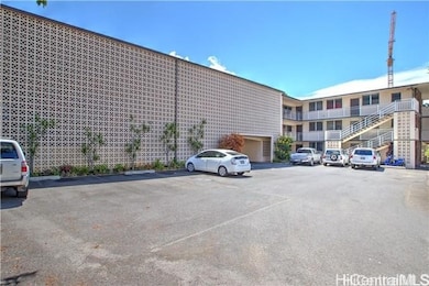 2752 Kahoaloha Ln unit I308, Honolulu, HI 96826 - photo 3