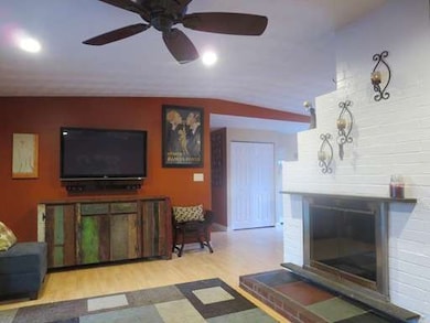 30 Sloane Dr, Framingham, MA 01701 - photo 3