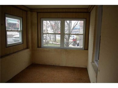 Den. Den or sunporch