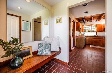 128 Newcut Rd, Bearsville, NY 12409 - photo 5