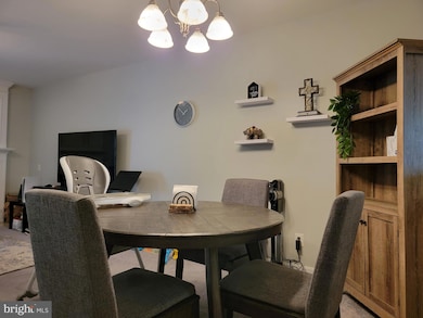 21856 Elkins Terrace unit 33, Sterling, VA 20166 - photo 6