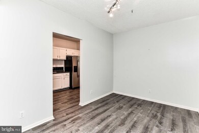 11831 Shire Ct unit 1A, Reston, VA 20191 - photo 7