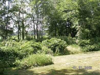 3 Edgewood St, Milford, NH 03055 - photo 3