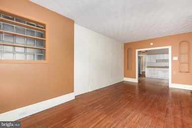 3005 N 3rd St, Harrisburg, PA 17110 - photo 2