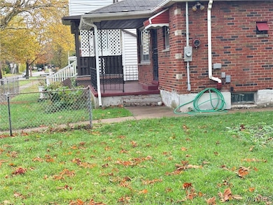 1923 Cudaback Ave, Niagara Falls, NY 14303 - photo 2