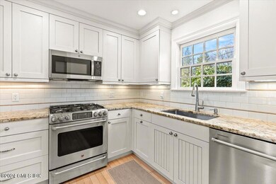 99 Greenwich Hills Dr, Greenwich, CT 06831 - photo 6